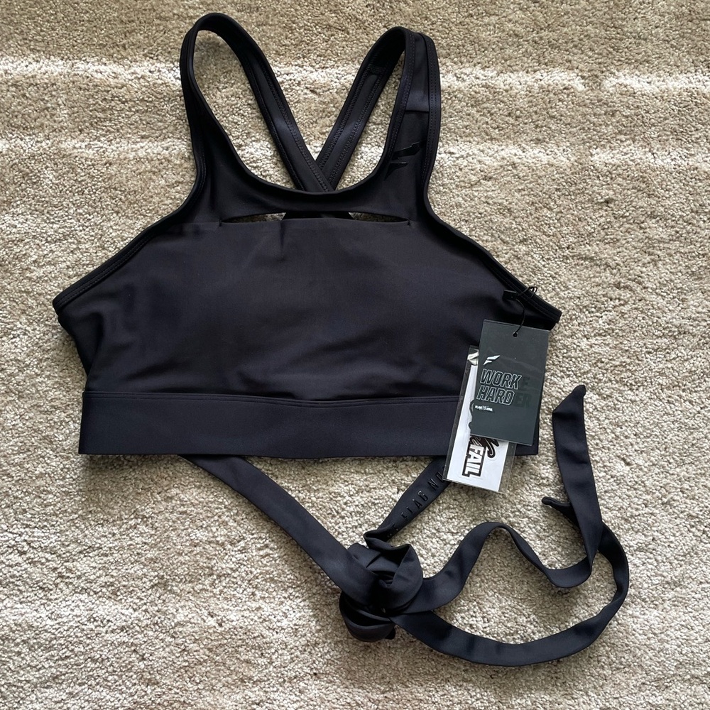 NWT Women’s Flag nor Fail Navarah Sports Bra Size L
